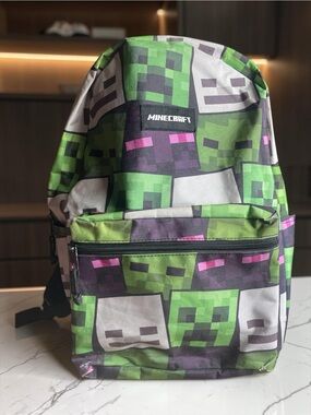 Minecraft Men's Green Pixel-Print Backpack